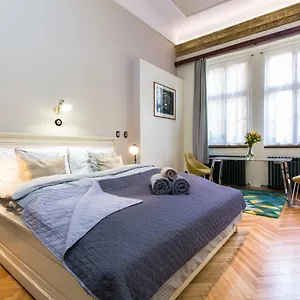 Apartment Nebovidy I - Historic Centre - Terrace - Air Conditioning Praag